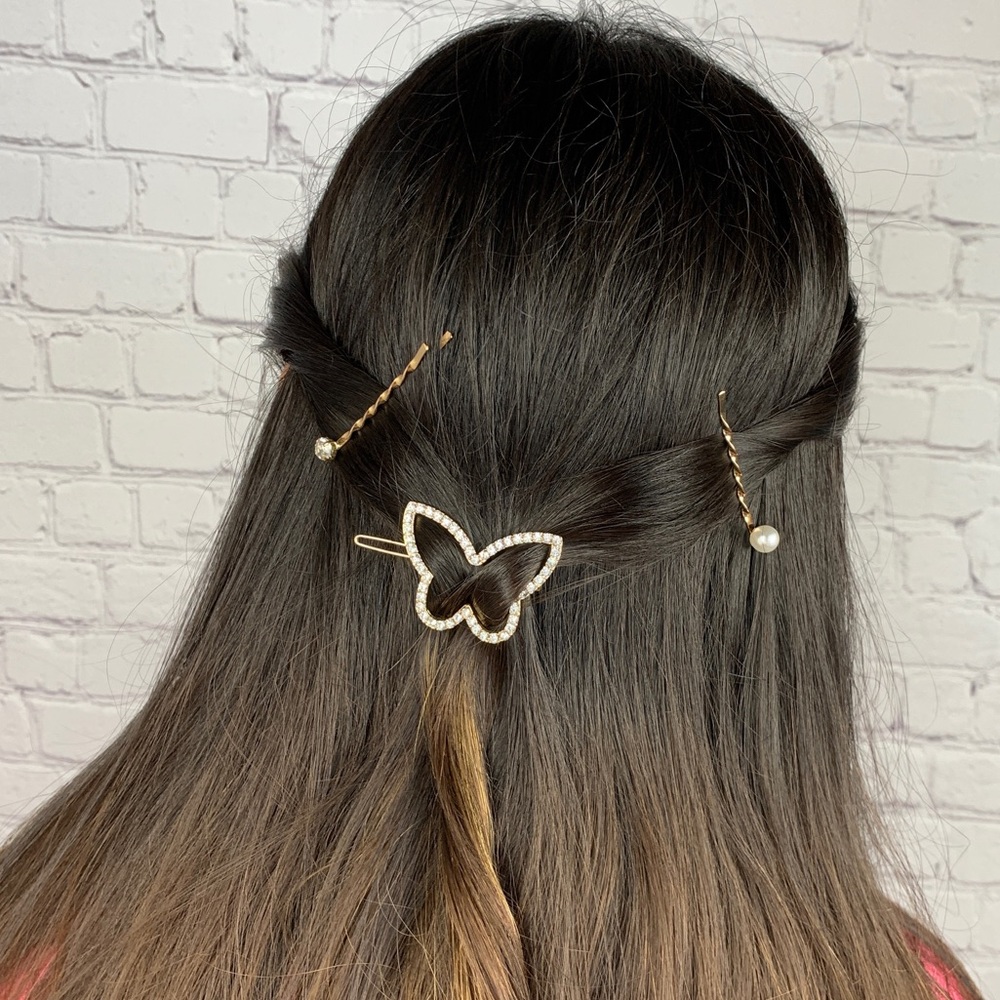 Rhinestone Butterfly & Faux Pearl Hairpins - Picture 4 of 4
